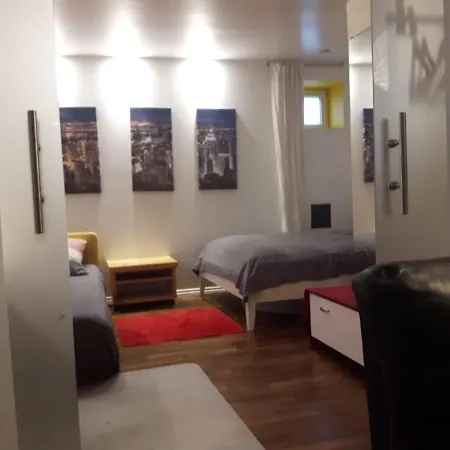 Apartment Cozy In Stuttgart-sued, Suesse, Komplett Ausgestattete Studio-wohnung Mit Wlan, Kostenfreiem Parken An Der Strasse *