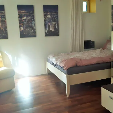Cozy In Stuttgart-sued, Suesse, Komplett Ausgestattete Studio-wohnung Mit Wlan, Kostenfreiem Parken An Der Strasse * Stuttgart